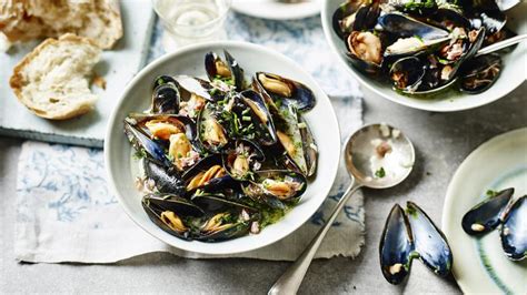 mussels-with-bayonne-ham-and-shallots-recipe-bbc image