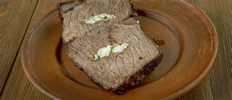 carpetbag-steak-traditional-beef-dish-from-sydney image
