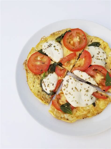 pizza-omelet-recipe2-ways-run-eat-repeat image