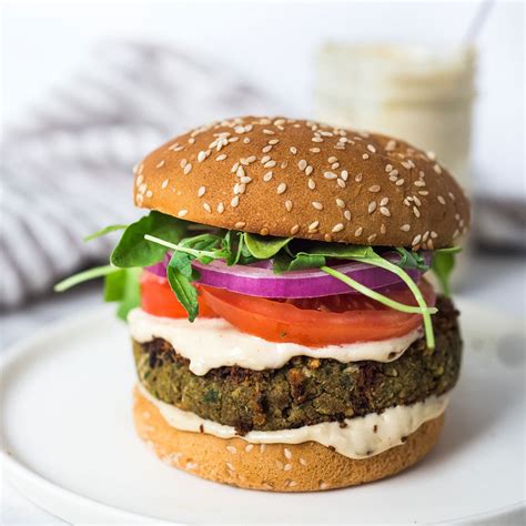 falafel-burgers-recipe-eatingwell image