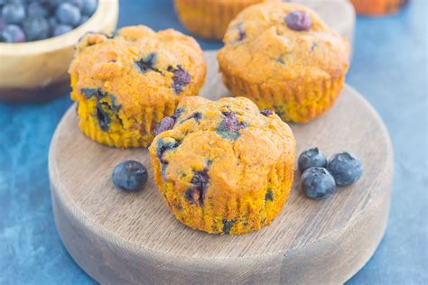 pumpkin-blueberry-muffins-pumpkin-n-spice image
