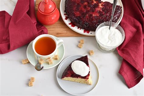 easy-one-bowl-upside-down-cake-recipe-cookme image