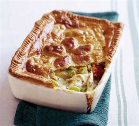 chicken-and-leek-recipes-bbc-good-food image
