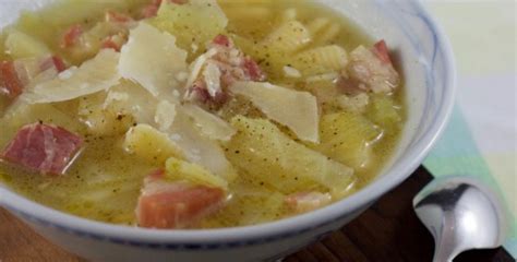 cabbage-and-pasta-soup-haligoniaca image