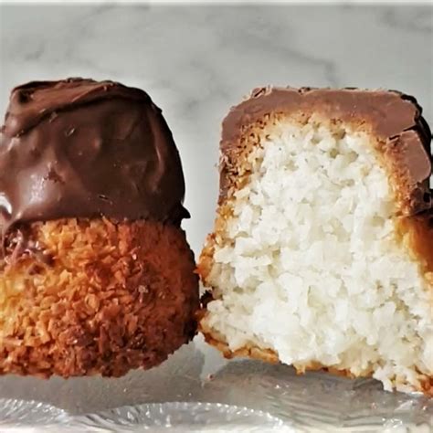 easy-coconut-macaroons-only-4-ingredients-foodle-club image