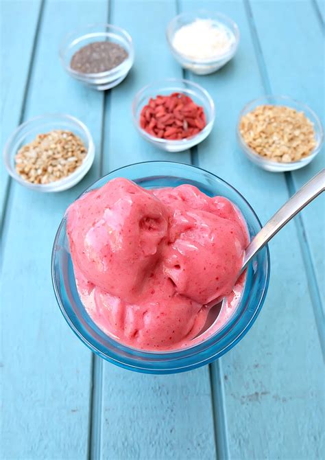 healthy-2-ingredient-no-churn-frozen-yogurt image