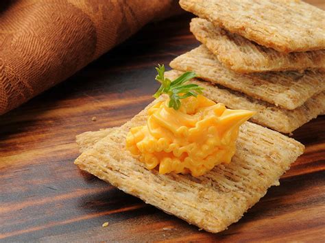 15-easy-triscuit-appetizer-recipes-for-every-game-day image