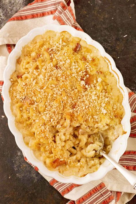 bacon-and-caramelized-onion-mac-and-cheese image