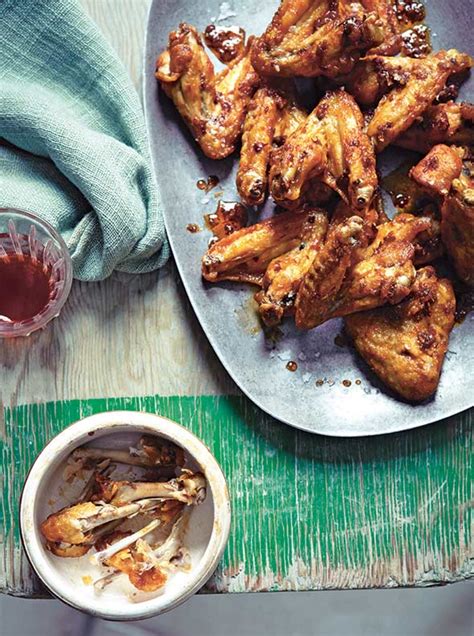 spanish-style-deep-fried-chicken-wings-leites-culinaria image