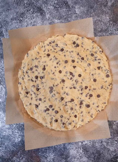 giant-chocolate-chip-cookie-recipe-dinner-then-dessert image