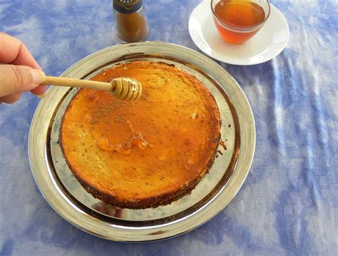 melopita-honey-cheesecake-from-sifnos-kopiasteto-greek image