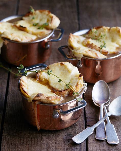 the-perfect-french-onion-soup-whats-gaby-cooking image