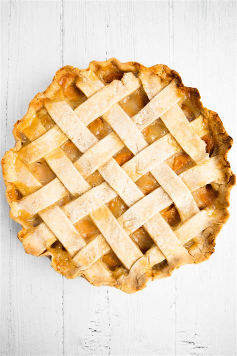 easy-peach-pie-with-canned-peaches-spoonful-of image