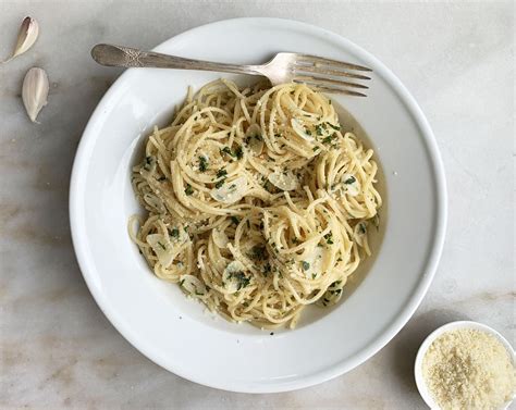 23-best-spaghetti-recipes-the-spruce-eats image