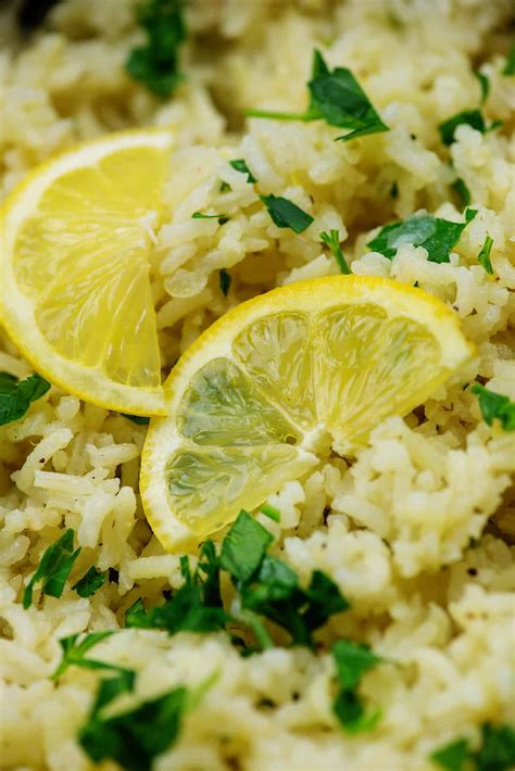 the-best-greek-rice-with-lemon-buns-in-my-oven image