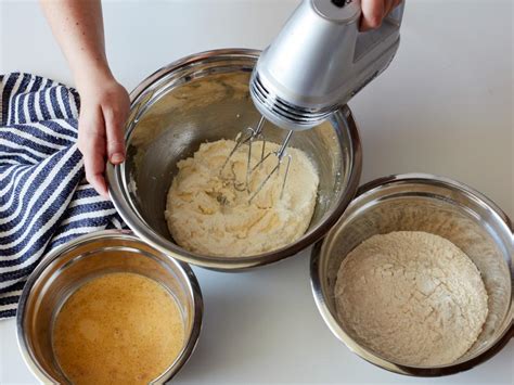 how-to-make-a-stuffed-piata-cake-food-network image
