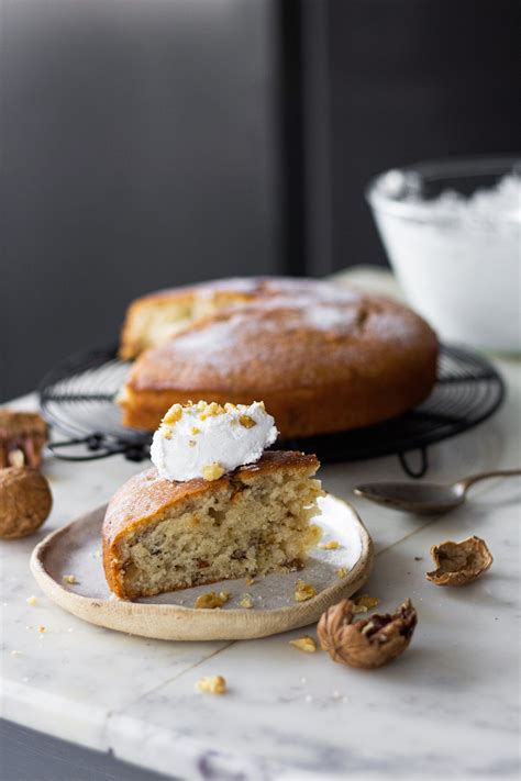 eggless-vanilla-sponge-cake-recipe-bake-with-shivesh image