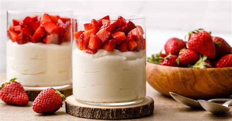 creamy-keto-cheesecake-fluff-quick-and-easy-keto image
