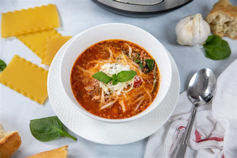 the-best-instant-pot-lasagna-soup-a-mind-full-mom image