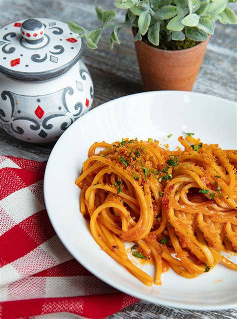 caramelized-shallot-pasta-italian-food-forever image