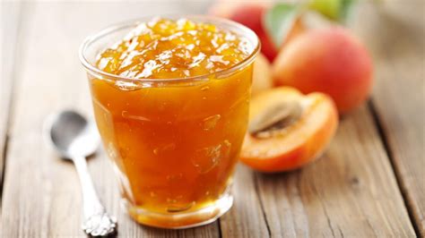 easy-peach-jam-recipe-to-absolutely-die-for image
