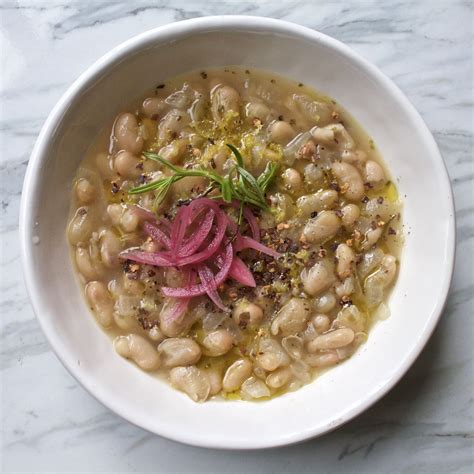 instant-pot-rosemary-white-beans-zoes-kitchen image