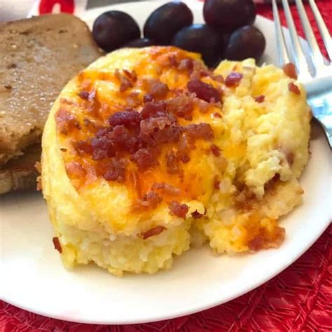 easy-cheesy-baked-grits-breakfast-casserole image