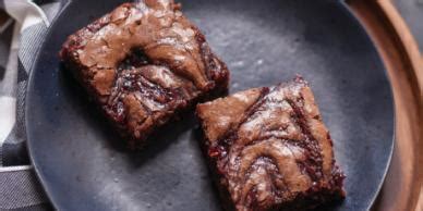 best-fudgy-raspberry-swirl-brownies-recipes-food image
