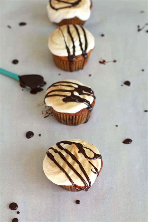 fugdy-brownie-stuffed-banana-cupcakes-with-toasted image