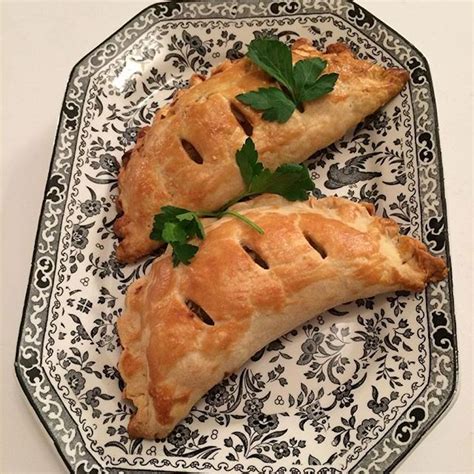 recipe-for-australian-veggie-pasties-edible-queens image