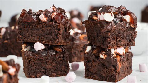 easy-rocky-road-brownies image