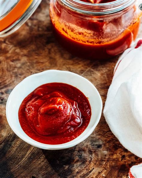 homemade-ketchup-recipe-best-flavor-a-couple image