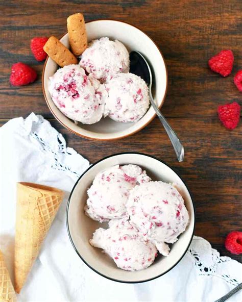 raspberry-ice-cream-like-mother-like-daughter image