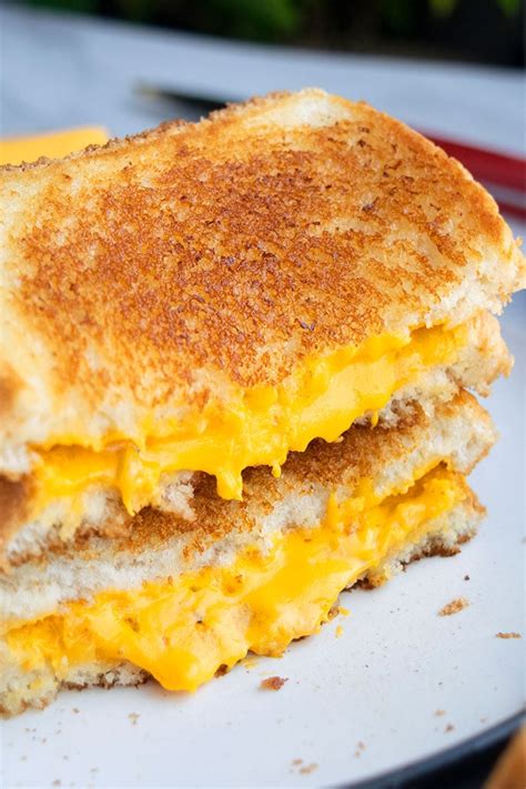 best-grilled-cheese-sandwich-one-pan-one-pot image
