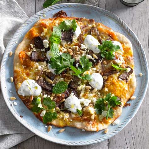 moroccan-lamb-pizza-recipe-myfoodbook image