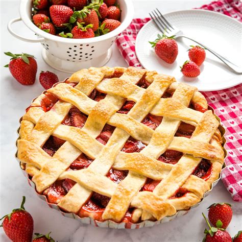 classic-strawberry-pie-summer-dessert-the-busy image