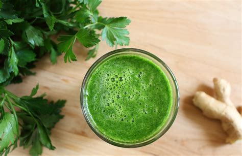 parsley-ginger-juice-epicures-table image