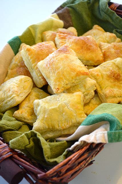 guava-and-cream-cheese-turnovers-guava-pastelillos image