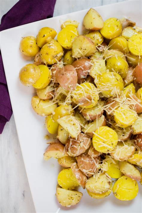 garlic-roasted-potatoes-devour-dinner image