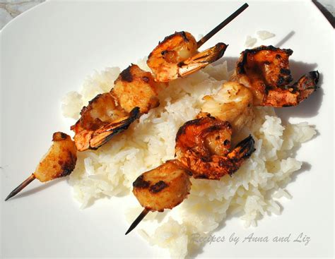 best-grilled-shrimp-and-scallop-kabobs-2-sisters image