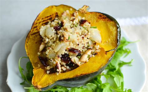 quinoa-mushroom-stuffed-acorn-squash-vegan-grain image