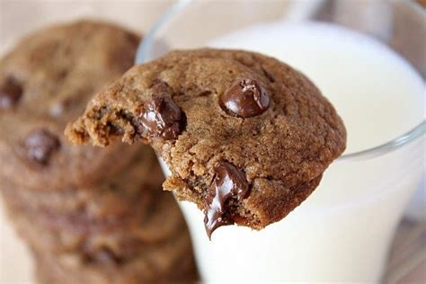 kahlua-espresso-chocolate-chip-cookies-recipe-girl image