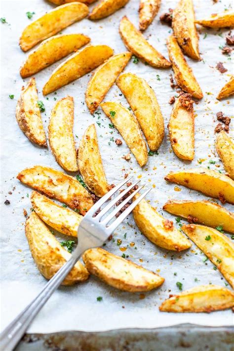 crispy-baked-potato-wedges-best-ever-the-tortilla image