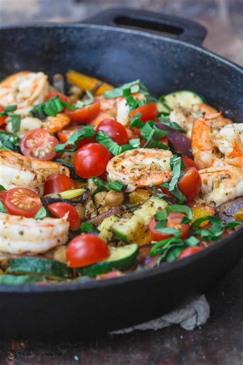 mediterranean-style-sauteed-shrimp-and-zucchini image