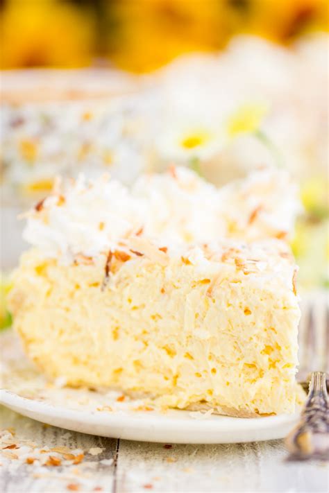 no-bake-coconut-cream-pie-the-gold-lining-girl image