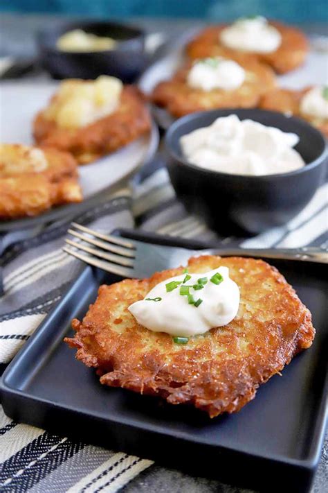kartoffelpuffer-german-potato-pancakes-recipe-foodal image