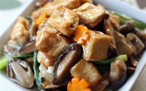 chinese-braised-tofu-and-veggie-stir-fry-vegan image