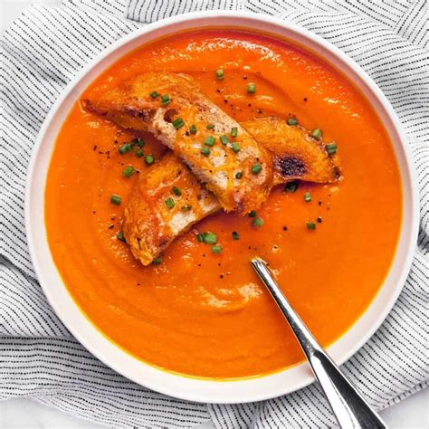 easy-roasted-carrot-soup-last-ingredient image