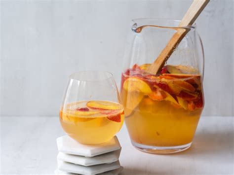 peach-sangria-recipe-mad-about-food image