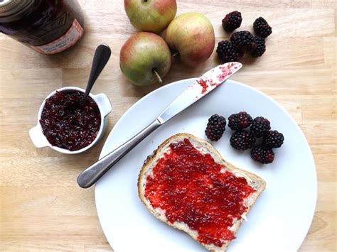 blackberry-and-apple-jam-bake-then-eat image